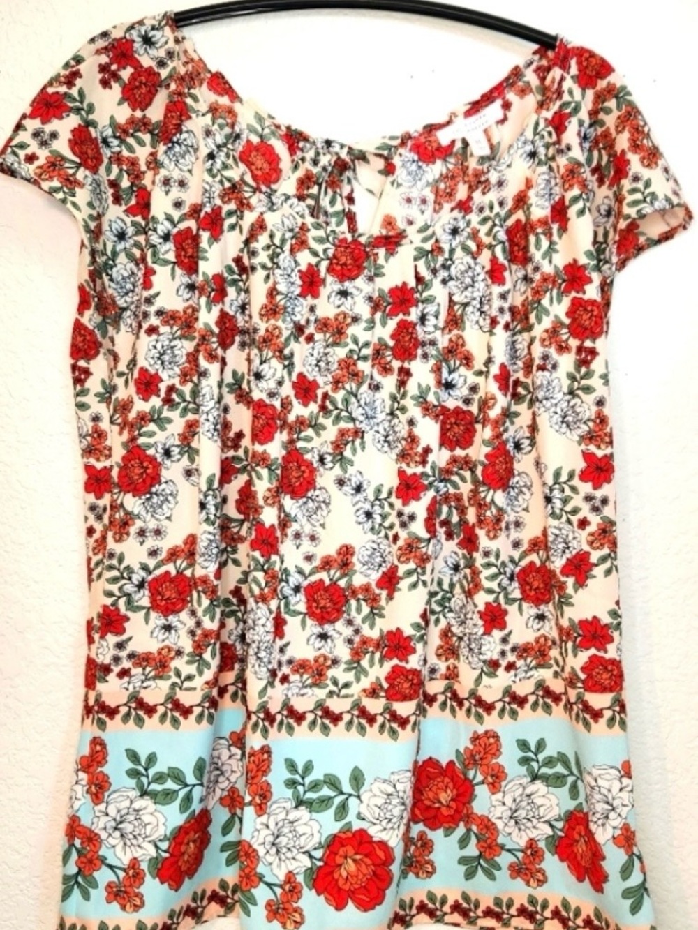 NWT LC Lauren Conrad‎ Red and White Flutter Sleeve Blouse, Size M